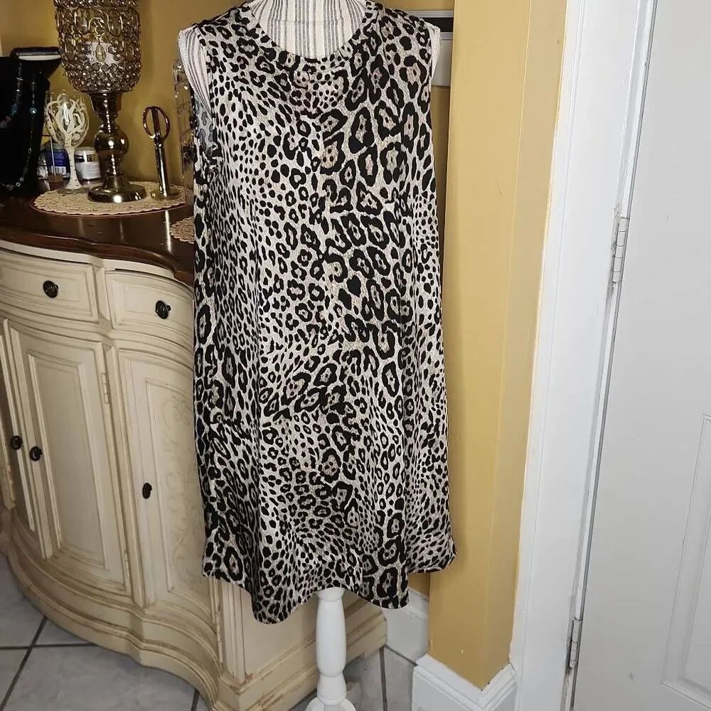 Apt 9 sleeveless leopard print shift dress women's size L